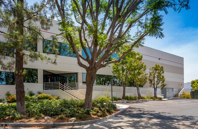 Plus de détails pour 1468 Davril Cir, Corona, CA - Industriel à louer