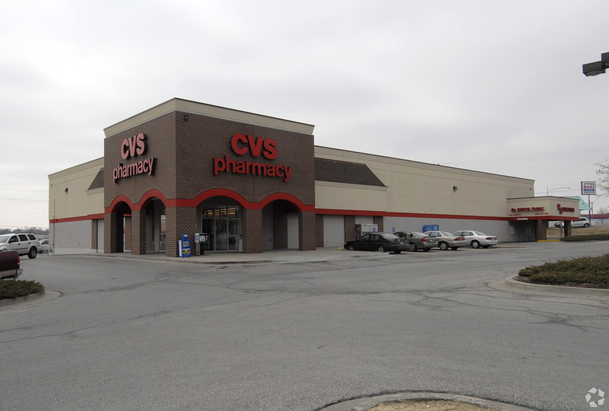 12000 S US Hwy 71, Grandview, MO for lease Primary Photo- Image 1 of 5