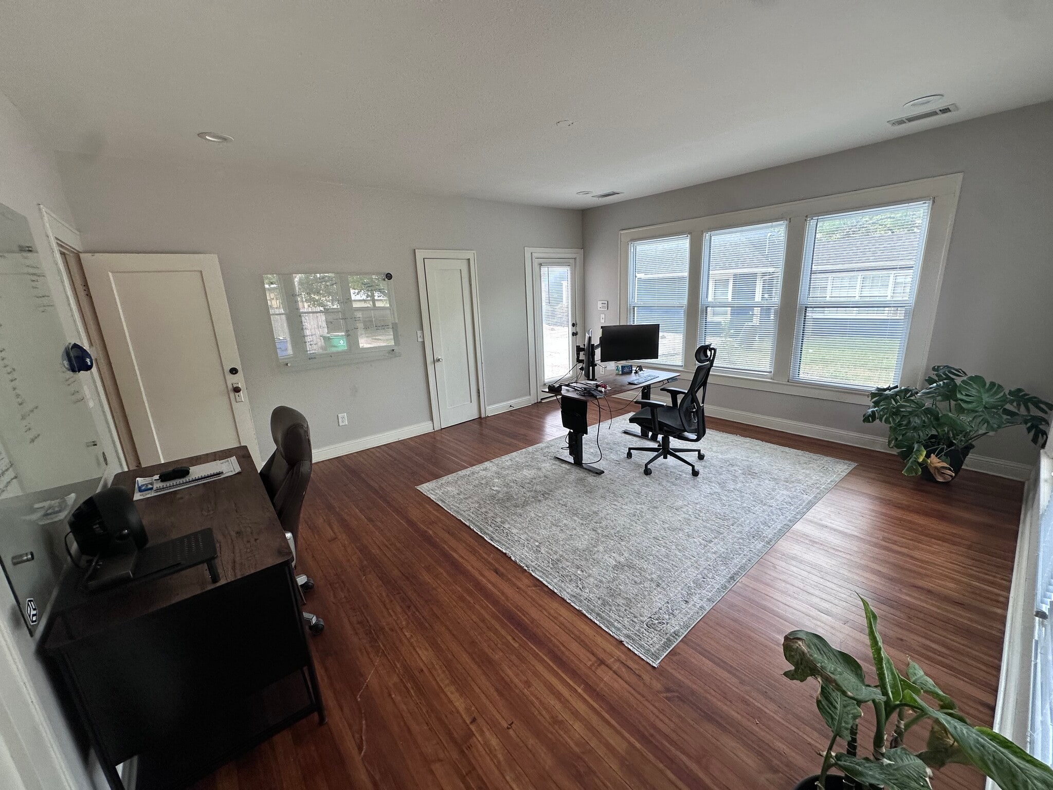 517 Ferris Ave, Waxahachie, TX à louer Photo intérieure- Image 1 de 2