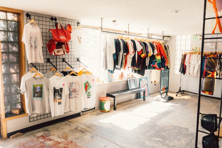 3327 Brighton Blvd, Denver, CO à louer - Photo du bâtiment - Image 3 de 16