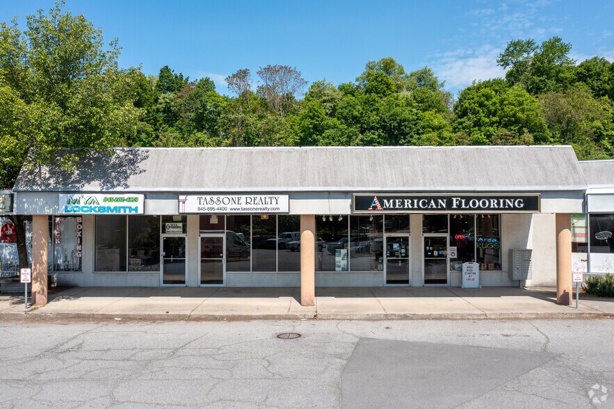 1505 Route 52, Fishkill, NY à louer - Photo du bâtiment - Image 3 de 6