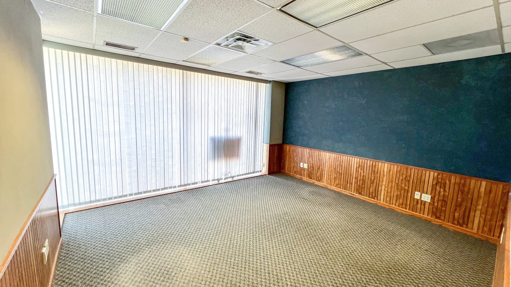 1925-2141 S Main St, Morton, IL for lease Interior Photo- Image 1 of 22