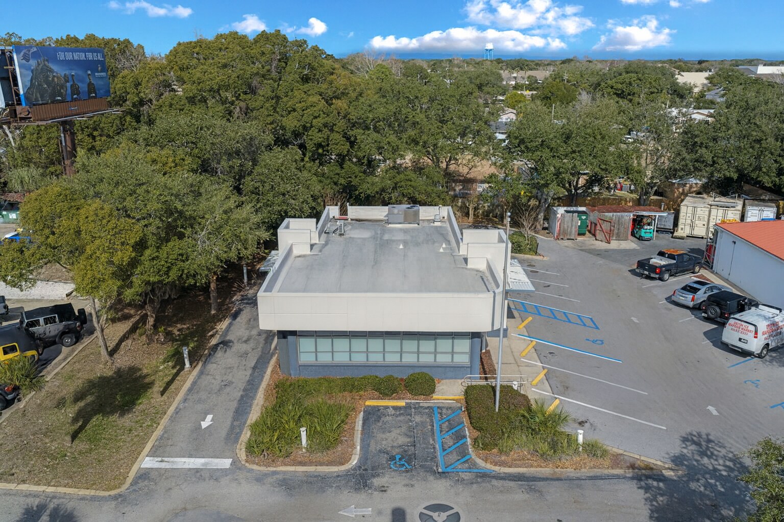 661 Harbor Blvd, Destin, FL for lease Primary Photo- Image 1 of 7