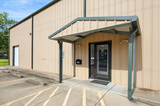 Plus de détails pour 920 Front St, Columbus, TX - Industriel à vendre