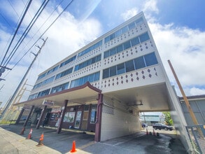 526 N School St, Honolulu, HI for lease Interior Photo- Image 1 of 6