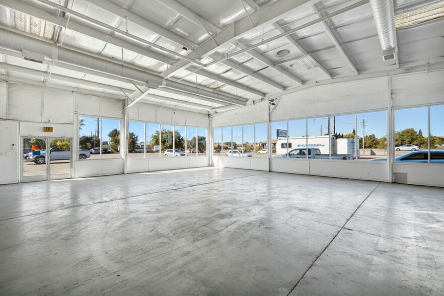 2020 Taylor Rd, Roseville, CA for lease - Building Photo - Image 2 of 14