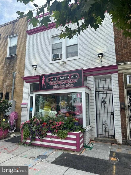 843 Upshur St NW, Washington, DC for lease - Building Photo - Image 2 of 8
