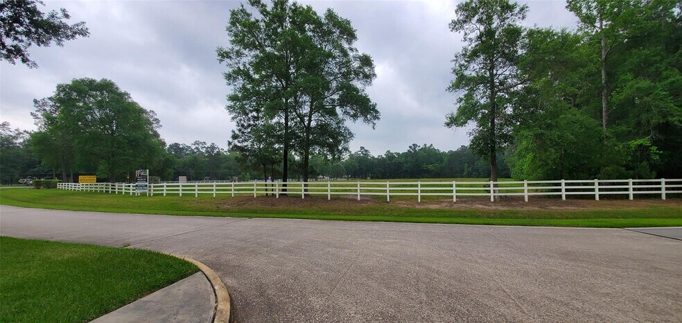 29662 Huffman Cleveland Rd, Huffman, TX à vendre - Photo principale - Image 1 de 7