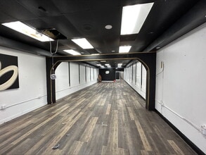 5011-5287 Edgewater Dr, Orlando, FL for lease Building Photo- Image 2 of 13