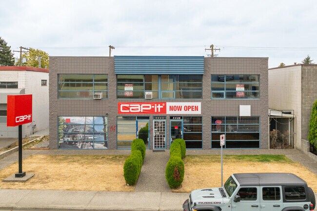 Plus de détails pour 5436-5440 Imperial St, Burnaby, BC - Bureau à louer
