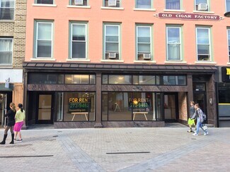 Plus de détails pour 108-114 E State St, Ithaca, NY - Commerce de détail à louer