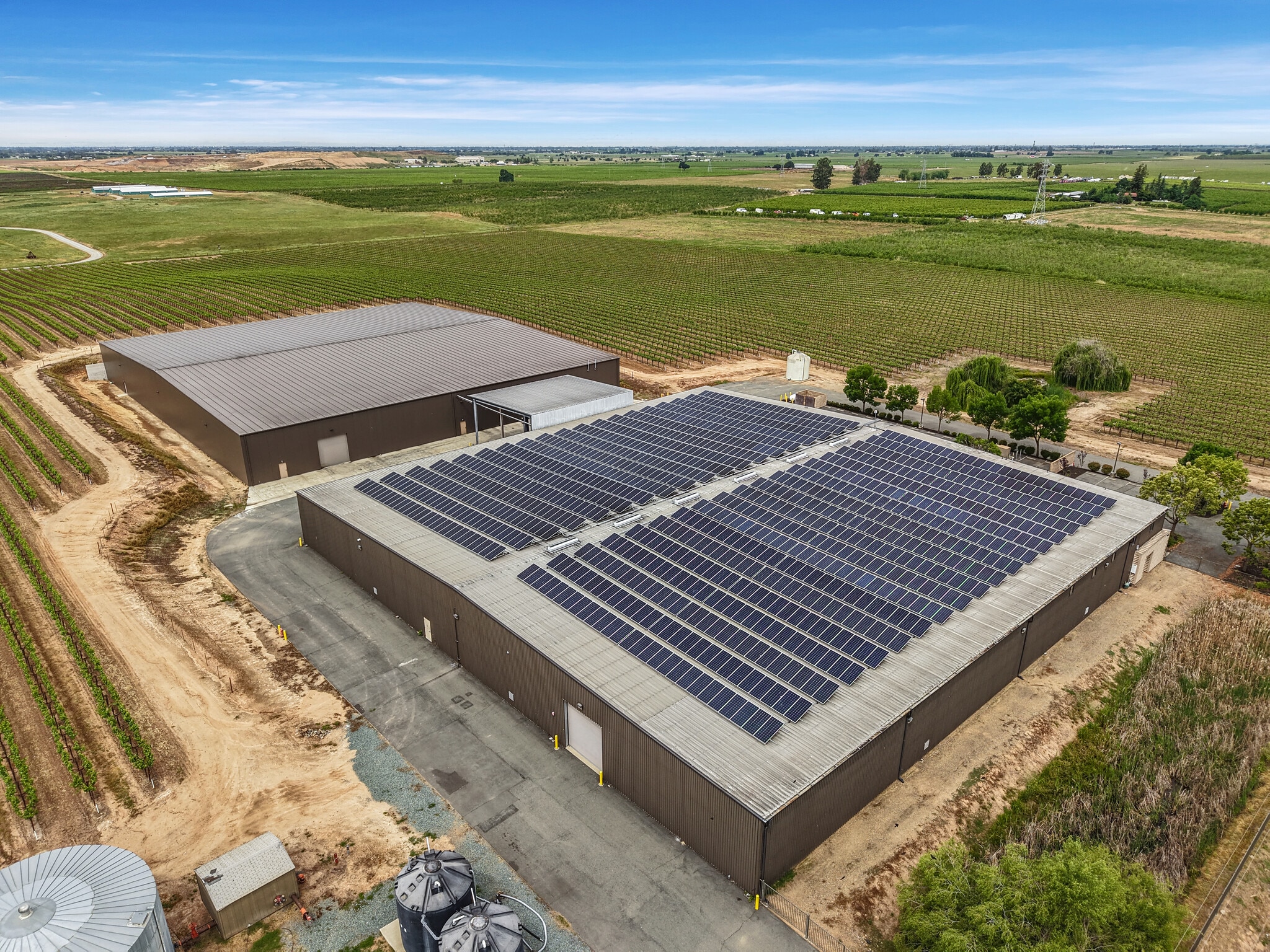 11989 Clements Rd, Linden, CA for lease Primary Photo- Image 1 of 25