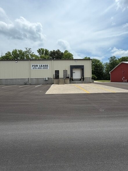 190 Morris Dr, Harrodsburg, KY for lease - Building Photo - Image 2 of 9