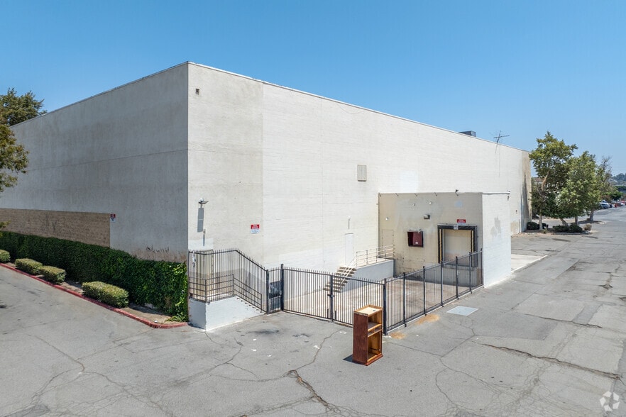 3838-3870 Tyler St, Riverside, CA for lease - Building Photo - Image 3 of 11