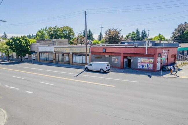 More details for 7320 NE Sandy Blvd, Portland, OR - Retail for Lease