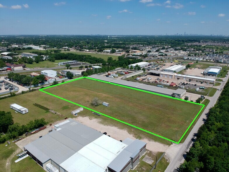 13530 Almeda School Rd, Houston, TX for sale - Building Photo - Image 1 of 4