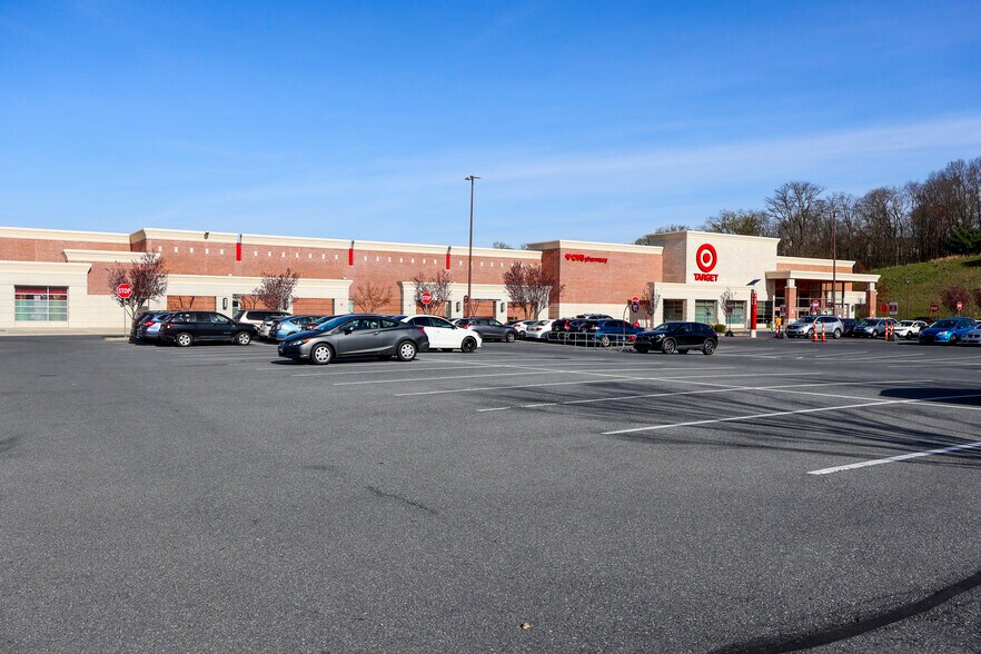 1052 Lititz Pike, Lititz, PA à louer - Photo du bâtiment - Image 3 de 31