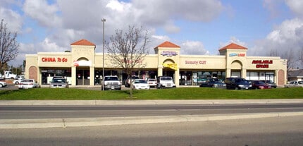 1835 Ashlan Ave, Clovis, CA for lease Interior Photo- Image 1 of 4