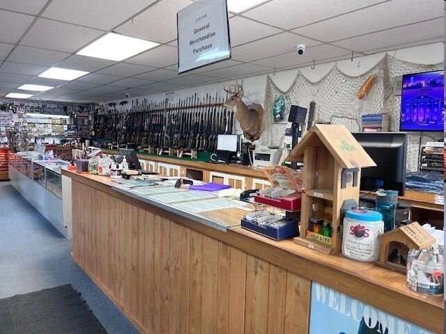 141 N State St, Hillman, MI à vendre - Photo intérieure - Image 3 de 5