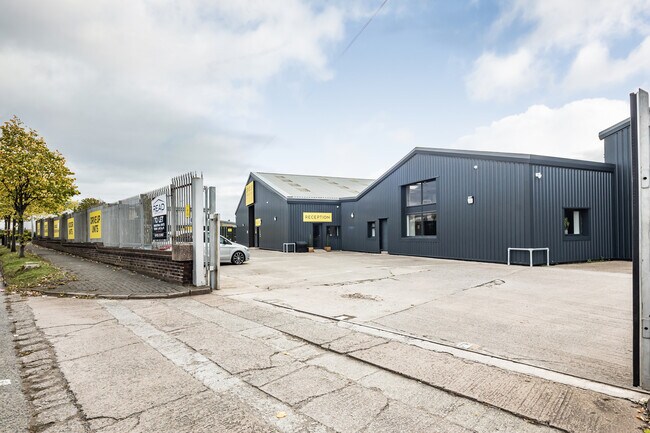 Plus de détails pour Tan House Lane, Widnes - Industriel à louer