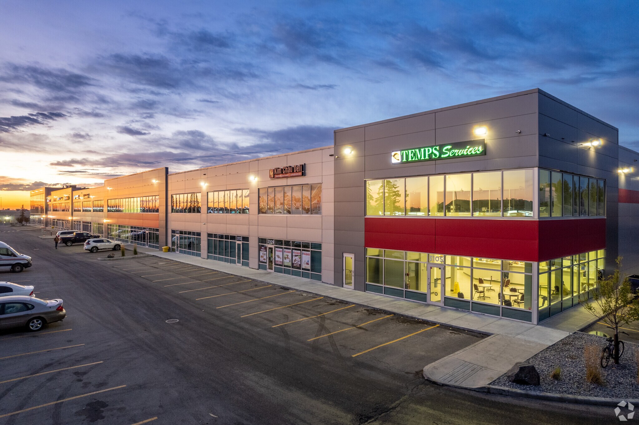 3223 5 Av NE, Calgary, AB à vendre Photo principale- Image 1 de 17