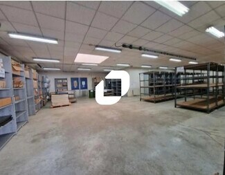 Plus de détails pour Bureau, Local d'activités à louer