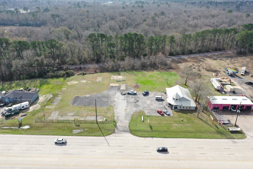 11918 FM 1960, Huffman, TX à vendre - Photo du bâtiment - Image 2 de 9
