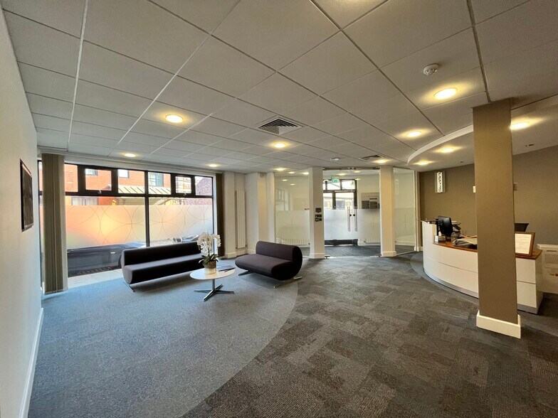 45 Welsh Back, Bristol for lease - Building Photo - Image 2 of 7