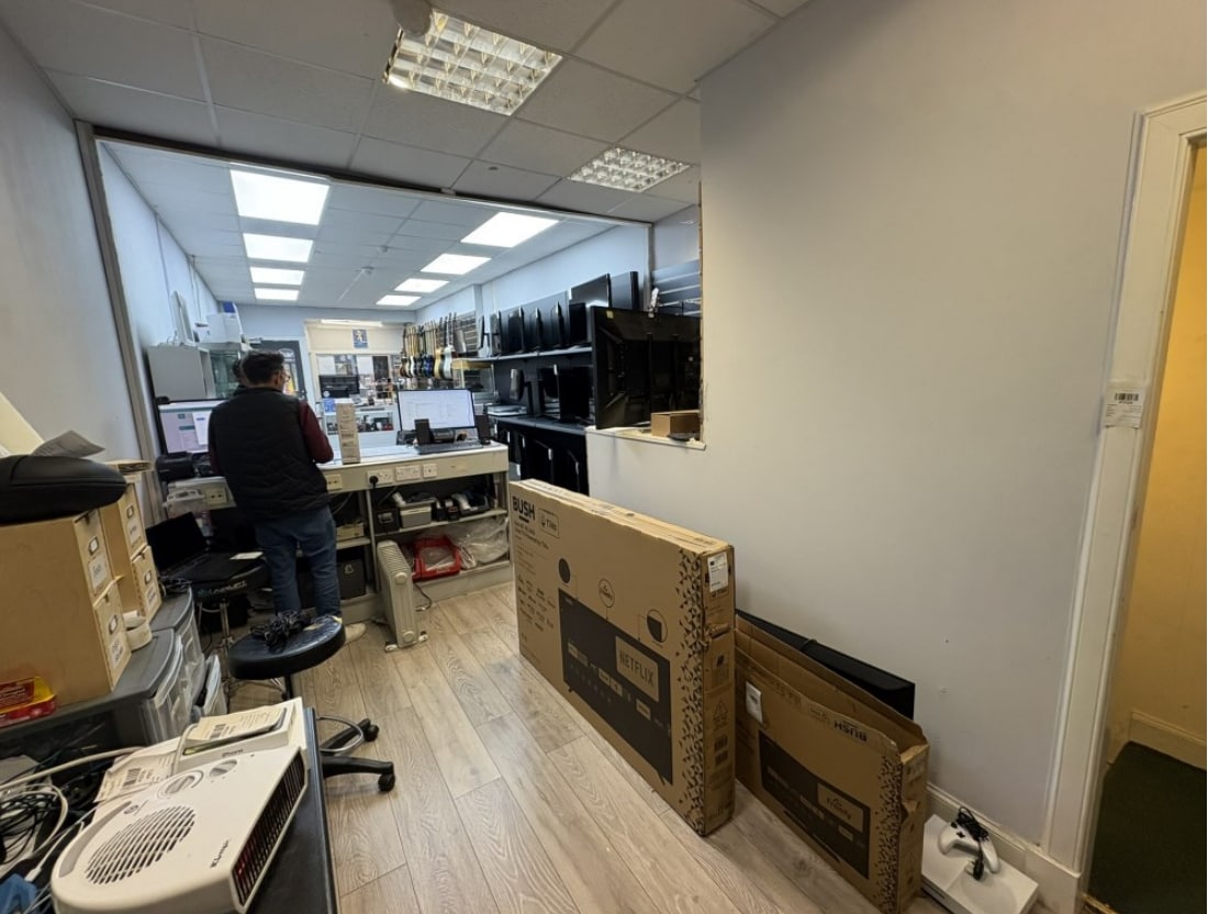 63 Elm Row, Edinburgh, EDH EH7 4AQ - Unité 63 -  - Photo intérieure - Image 1 of 2