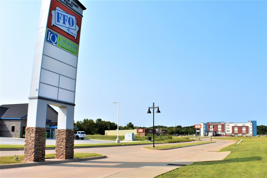 Bourbon St Development, Stillwater, OK à vendre - Photo de construction - Image 2 de 3