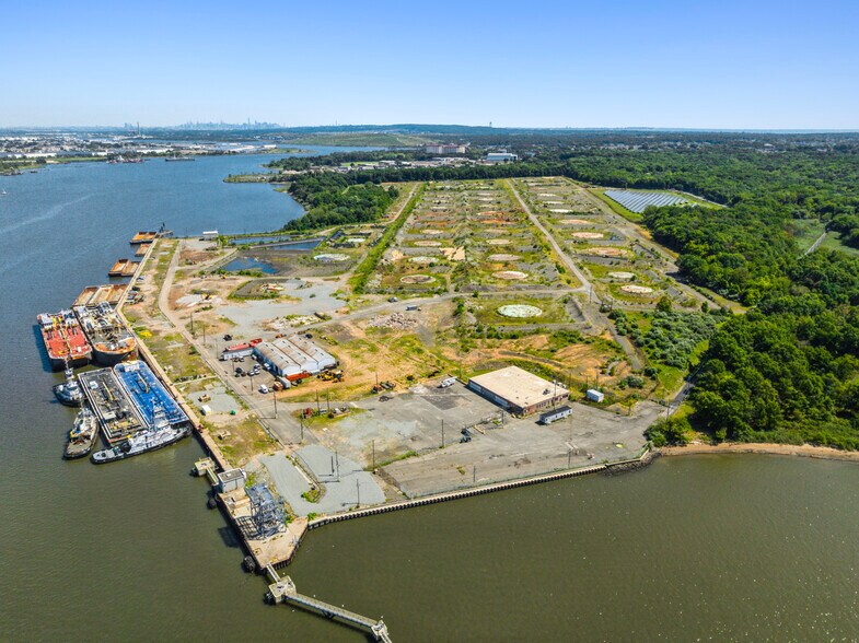 4101 Arthur Kill Rd, Staten Island, NY à louer - Photo du bâtiment - Image 2 de 5