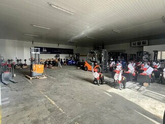 Plus de détails pour Local d'activités à louer