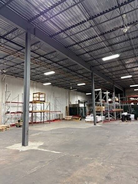 932-938 Market St, Paterson, NJ for lease - Building Photo - Image 3 of 5