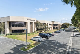 Plus de détails pour 1661 N Raymond Ave, Anaheim, CA - Bureau à louer