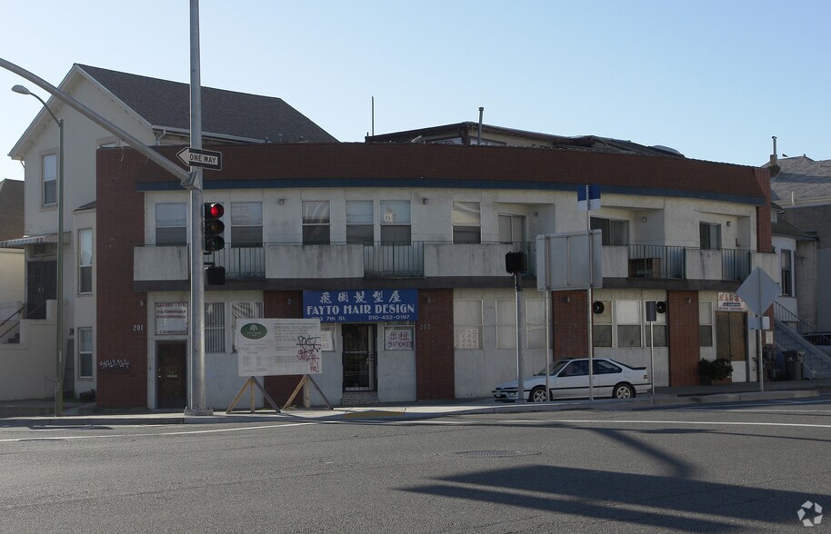 201-205 7th St, Oakland, CA à vendre - Photo principale - Image 1 de 1