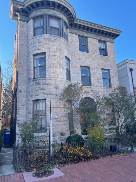 807 A St NE, Washington, DC for sale - Building Photo - Image 1 of 10