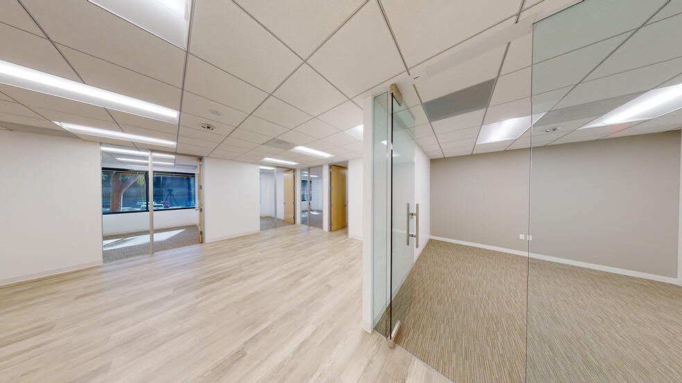 16830 Ventura Blvd, Encino, CA for lease - Matterport 3D Scan - Image 3 of 8