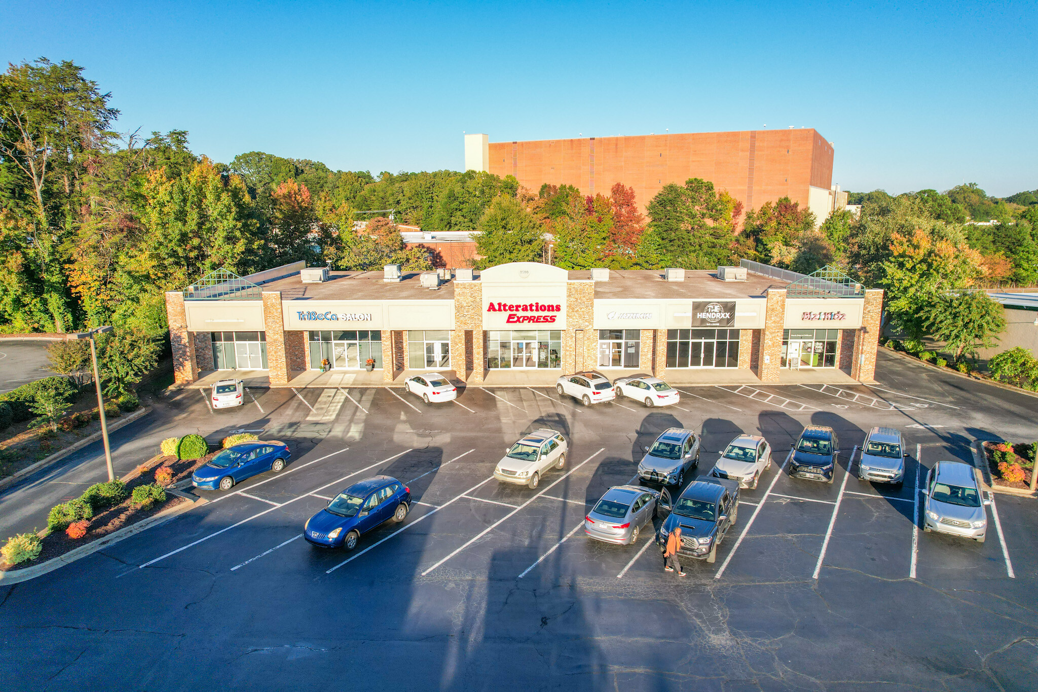 2500 Battleground Ave, Greensboro, NC for lease Building Photo- Image 1 of 6