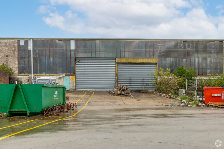 27-33 Roberts Rd, Greenacre for lease - Building Photo - Image 2 of 4