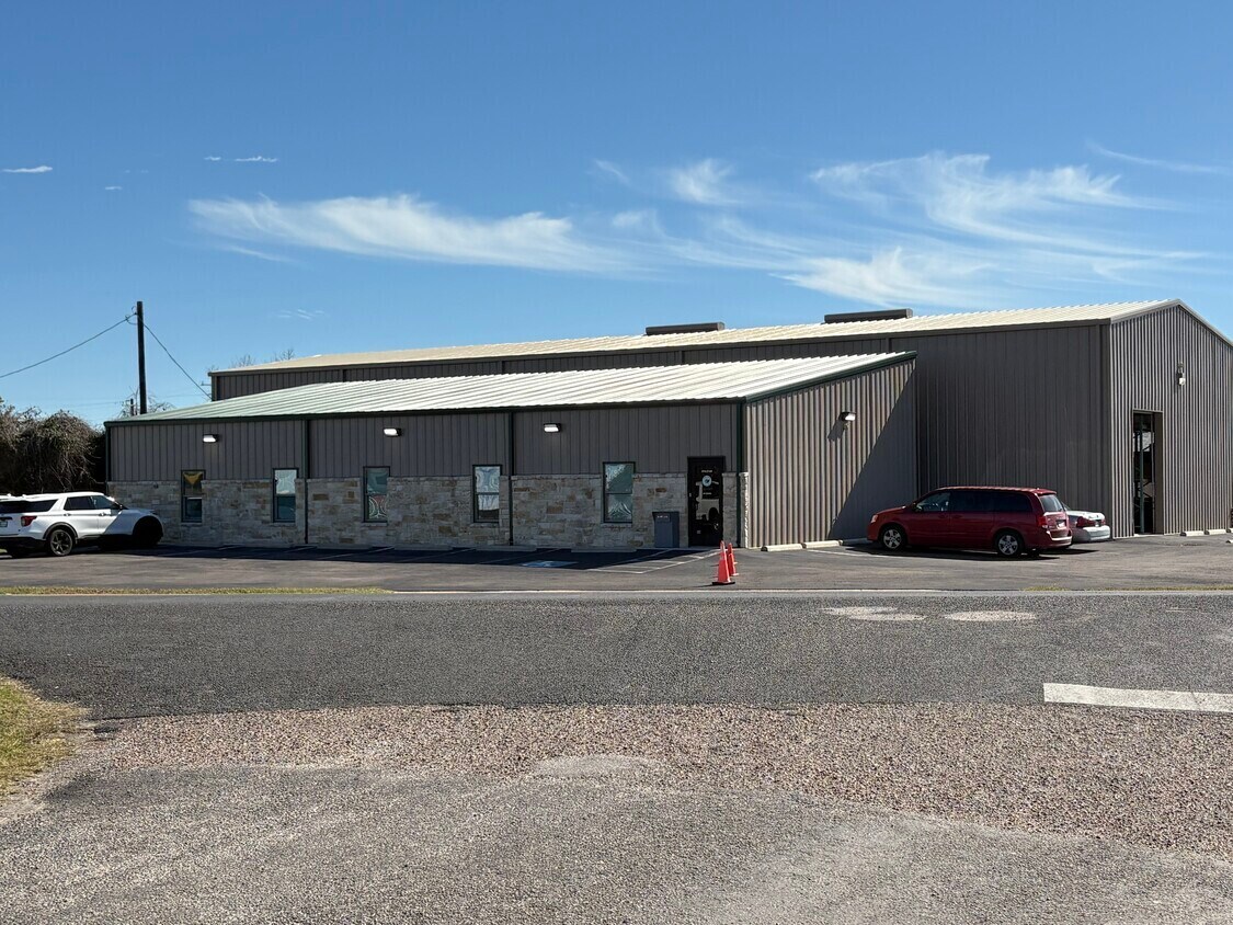 20 S Highway 35, Rockport, TX for lease Primary Photo- Image 1 of 6