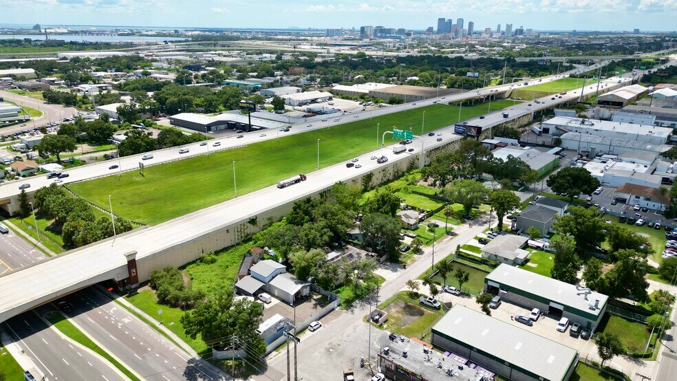 3905 E 15th Ave, Tampa, FL à vendre - Photo principale - Image 3 de 3