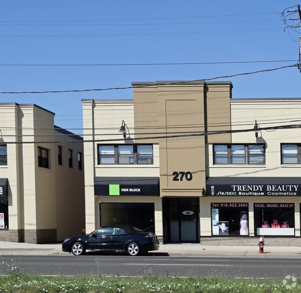 270 N Broadway, Hicksville, NY for lease - Building Photo - Image 3 of 3