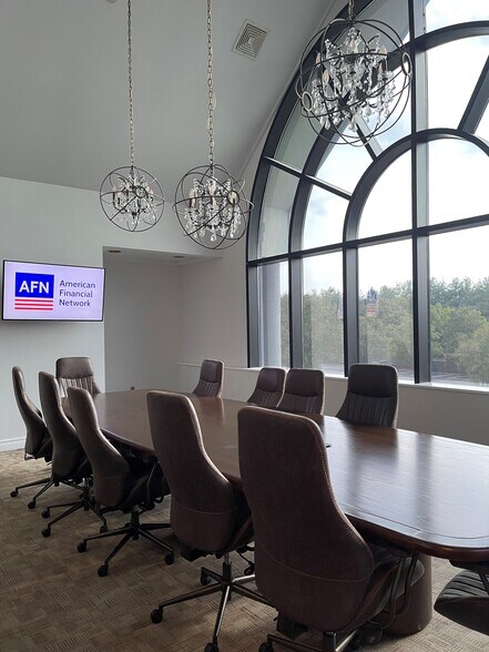 500 Craig Rd, Manalapan Township, NJ for lease - Interior Photo - Image 1 of 15