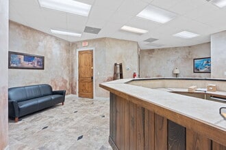 20808 State Highway 71 W, Spicewood, TX for lease Interior Photo- Image 2 of 11