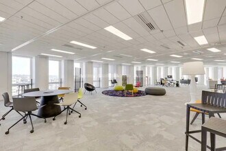 Office in Lyon for lease Interior Photo- Image 2 of 7