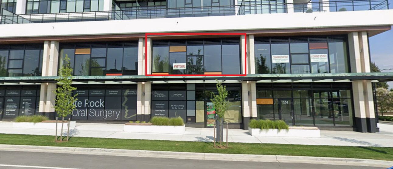 1526 Finlay St, White Rock, BC V4B 4L9 - Unit 209 -  - Interior Photo - Image 1 of 7