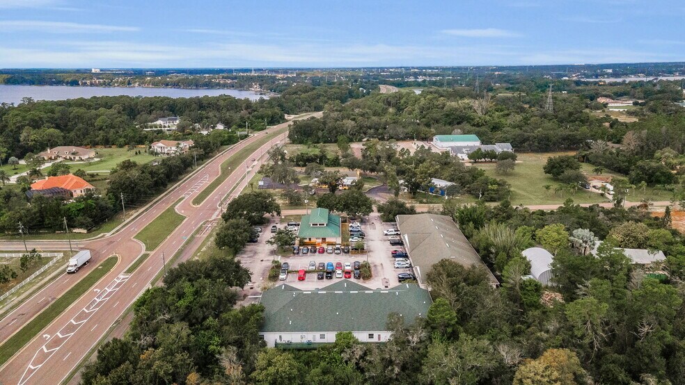 2625 Keystone Rd, Tarpon Springs, FL à vendre - Photo du bâtiment - Image 3 de 4