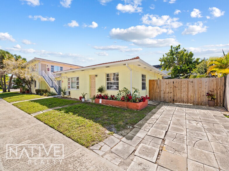 1414 NE 4th St, Fort Lauderdale, FL à vendre - Photo du bâtiment - Image 2 de 14