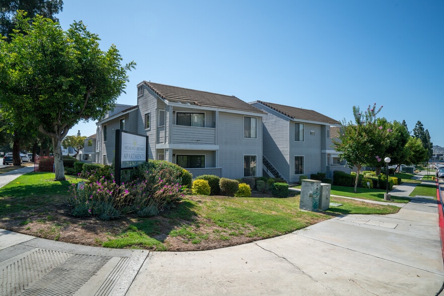 140 S Highland Ave, Placentia, CA for sale - Building Photo - Image 2 of 37