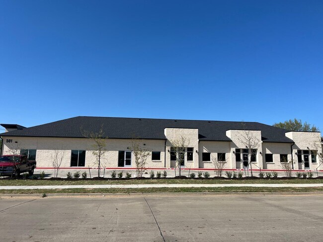 More details for 501 Pine Ridge st, Aubrey, TX - Retail for Sale